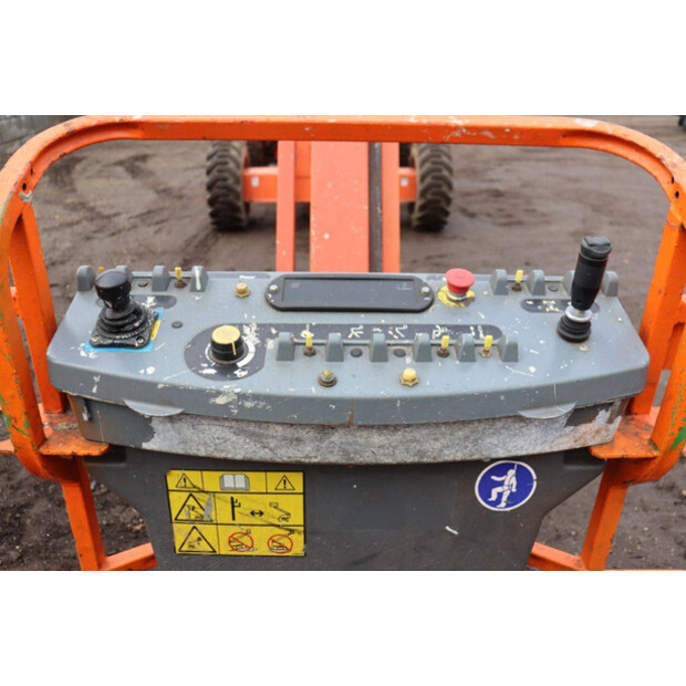 2013 جيه ال جي 660SJ-45355965