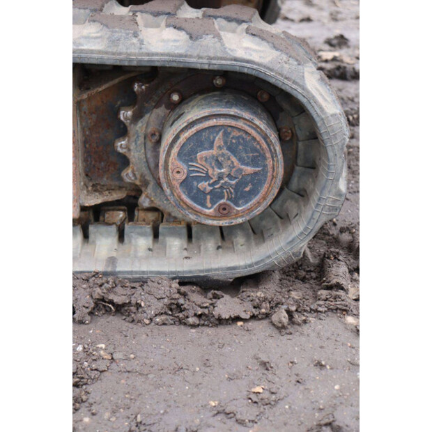 2016 بوبكات E19-45356004