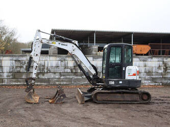 Image for TRACKED EXCAVATORS 2014 BOBCAT E50