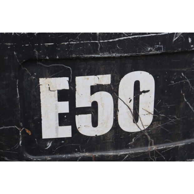 2014 بوبكات E50-45356044