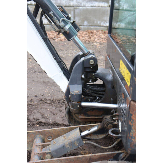 2015 BOBCAT E19-45356129