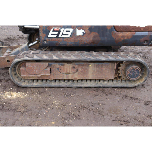 2015 BOBCAT E19-45356130