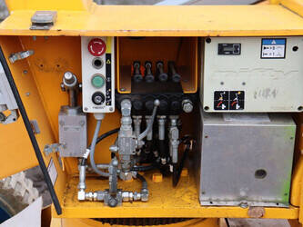 2012-nifty-hr12-45356289