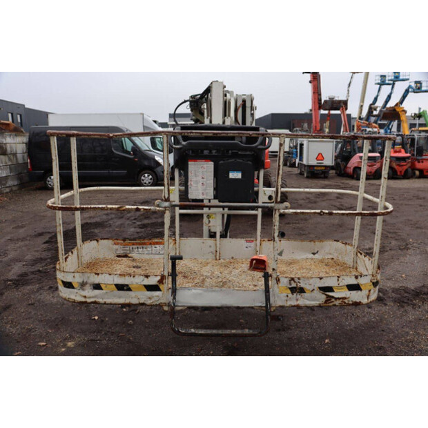 2016 NIFTY HR28-45356330