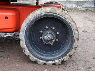 2016-nifty-hr28-1414187-45356336