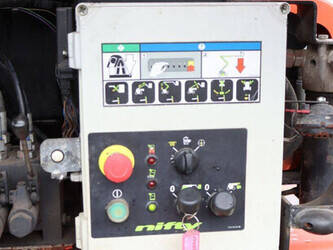 2016-nifty-hr28-1414187-45356345