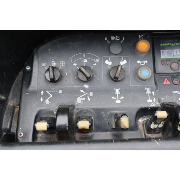 2016 NIFTY HR28-45356353