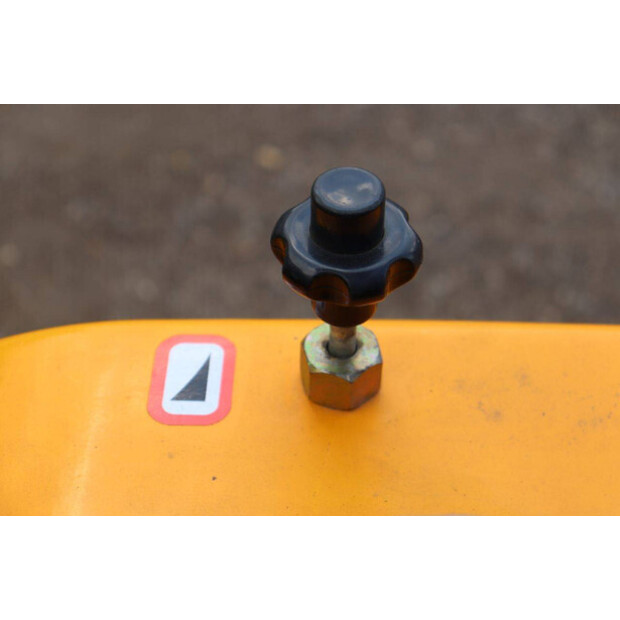 2023 هايتك XV10B-45356555