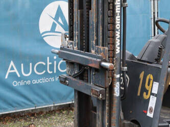 2009-om-carrelli-xe25-1414204-45356945