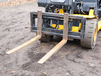 2004-jcb-others-1414205-45356958