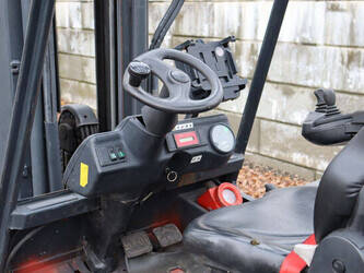 2006-linde-e30-03-600-1414211-45357182