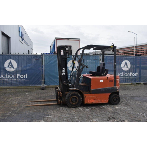 2005 TAILIFT FB25-45357235