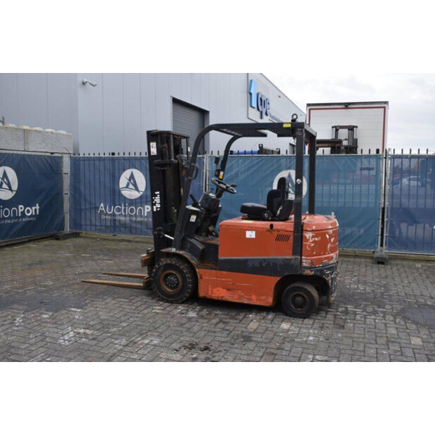 2005 TAILIFT FB25-45357237