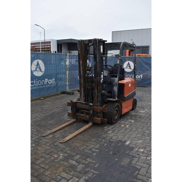 2005 TAILIFT FB25-45357243