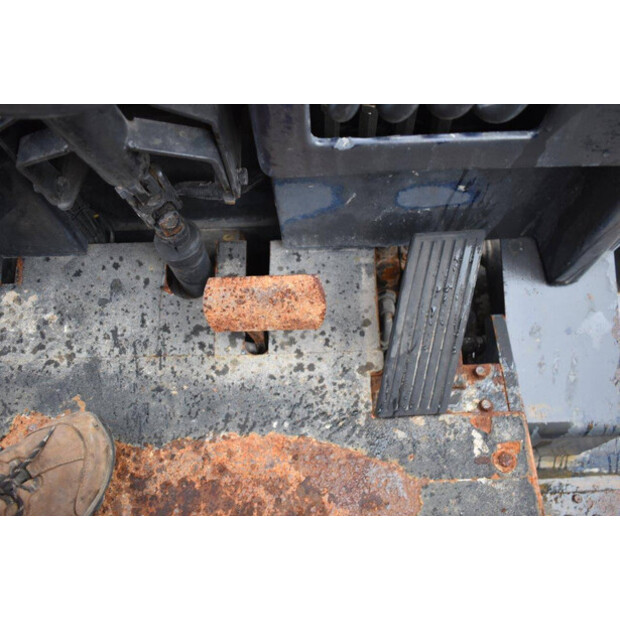 2005 TAILIFT FB25-45357254