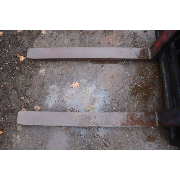 2011 Hyundai 30D-7E-45357367