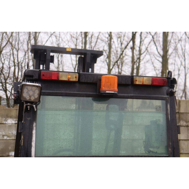 2011 Hyundai 30D-7E-45357373