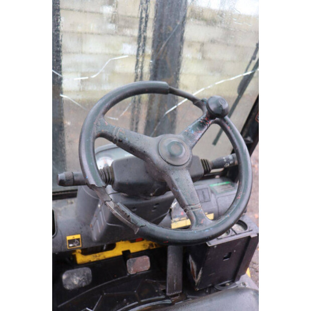 2011 Hyundai 30D-7E-45357380