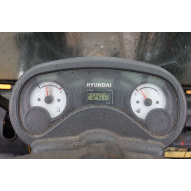 2011 Hyundai 30D-7E-45357383