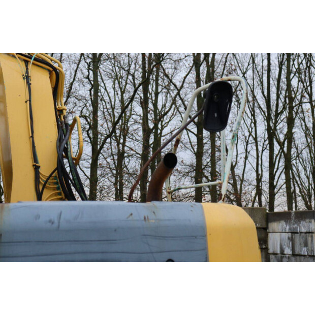 2010 نيو هولاند E115SR-45357417