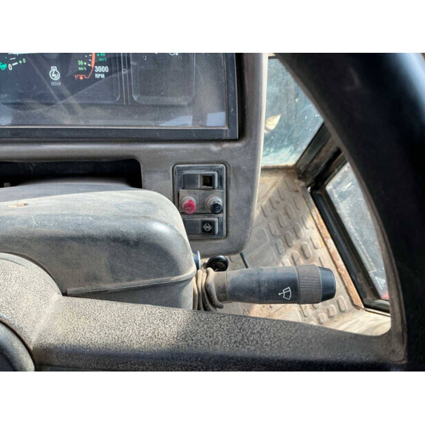 1996 New Holland L85DT-45358032