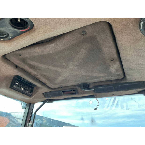 1996 New Holland L85DT-45358048