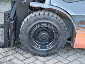 2018-toyota-02-8fdf25-1414239-45358117