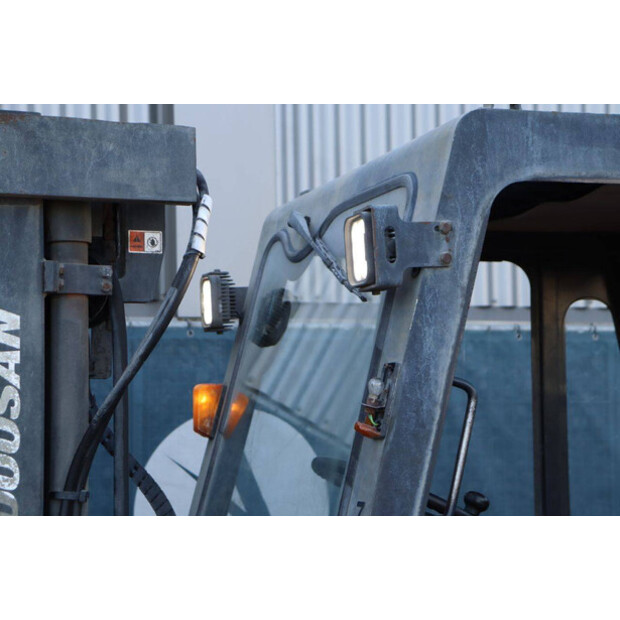 2016 Doosan D25-45358152