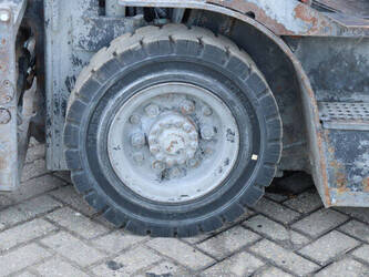 2016-doosan-d25-45358153