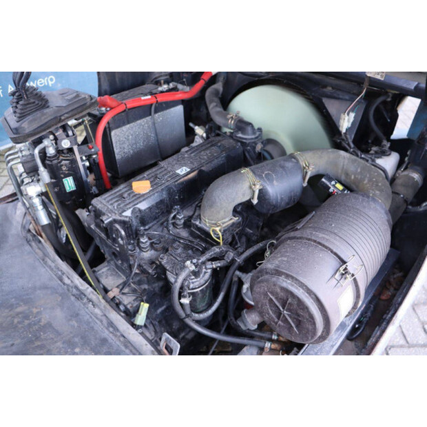 2016 Doosan D25-45358173