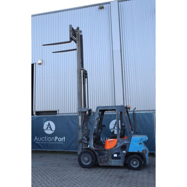 2016 Doosan D25-45358177