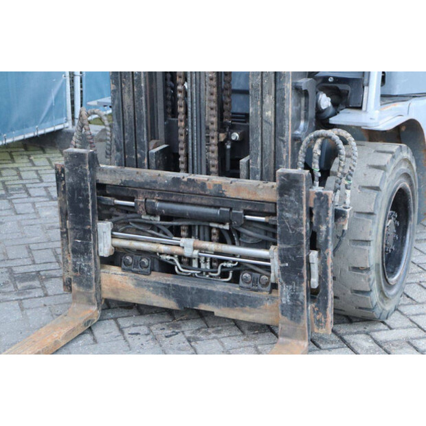 2011 تويوتا 02-8FDF30-45358189