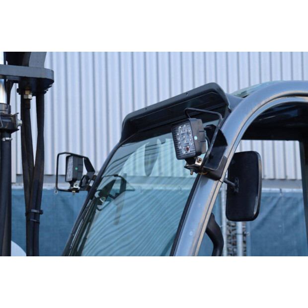 2011 تويوتا 02-8FDF30-45358191