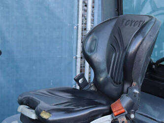 2011-toyota-02-8fdf30-1414241-45358200