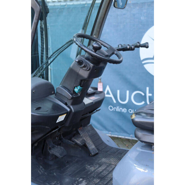 2011 تويوتا 02-8FDF30-45358201