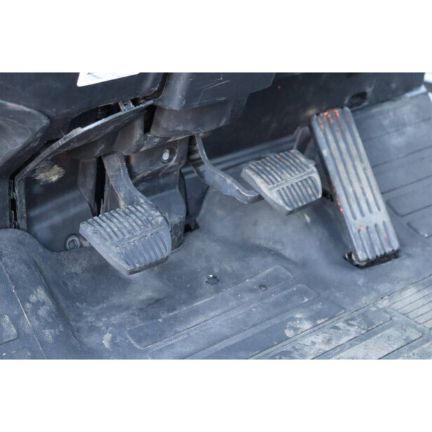 2011 تويوتا 02-8FDF30-45358202