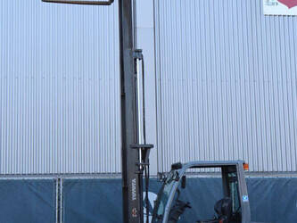 2011-toyota-02-8fdf30-1414241-45358213