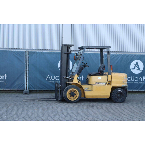 2000 MITSUBISHI FD30-45358217