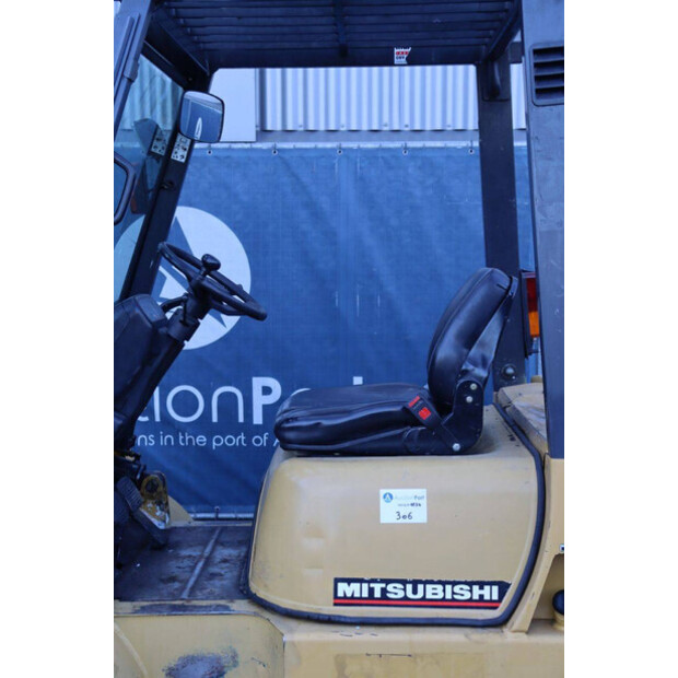 2000 MITSUBISHI FD30-45358236