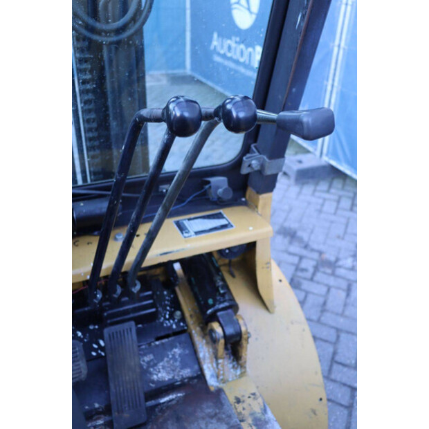 2000 MITSUBISHI FD30-45358245