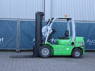 صورة ل 2015 سيساب M325D