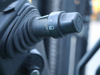 2015-cesab-m325d-45358379