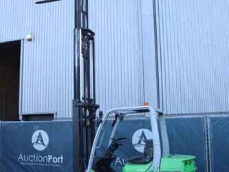 2015-cesab-m325d-45358390