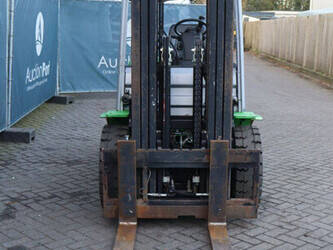 2015-cesab-m330d-45358399