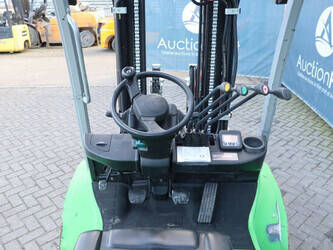 2015-cesab-m330d-45358410