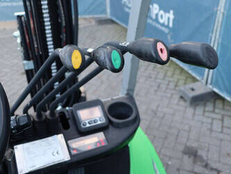 2015-cesab-m330d-45358417