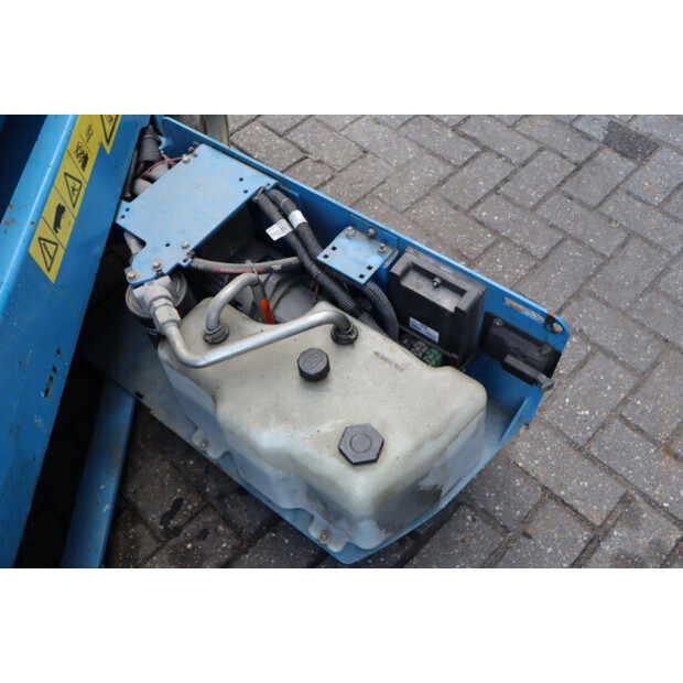 2014 جيني GS-1532-45358443