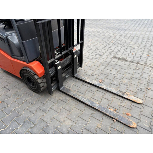 2012 تويوتا 7FBEST13-45358483