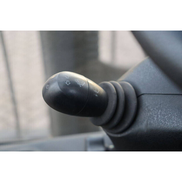 2016 Linde E25L-01-45358659