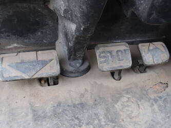 2008-linde-e30-02-1414262-45358689